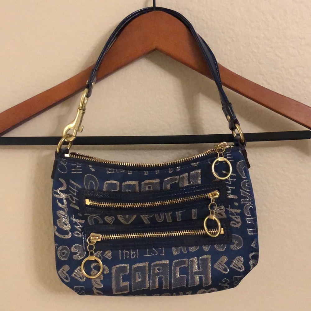 Coach poppy story purse! Navy blue & gold